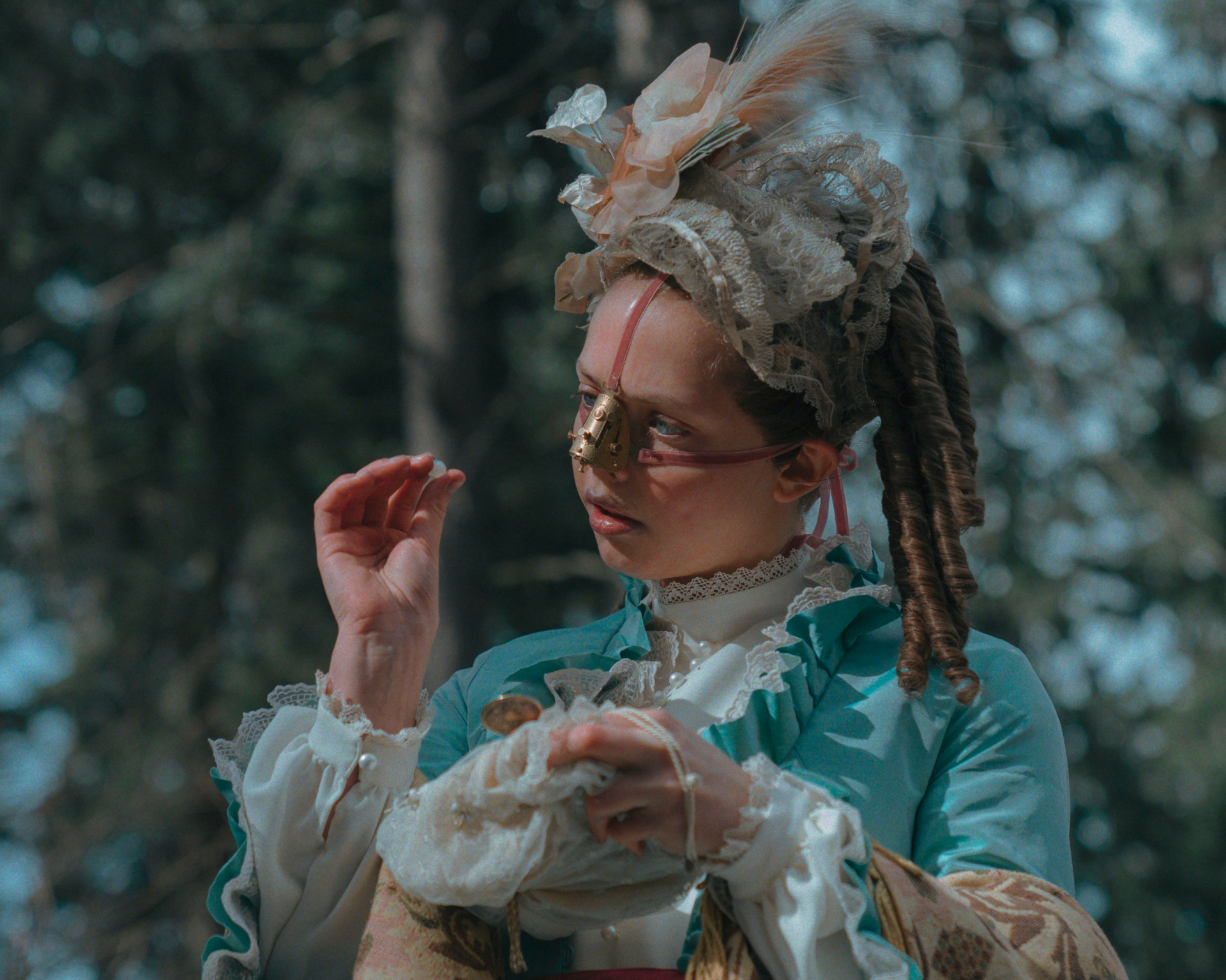 The Ugly Stepsister di Emilie Blichfeldt