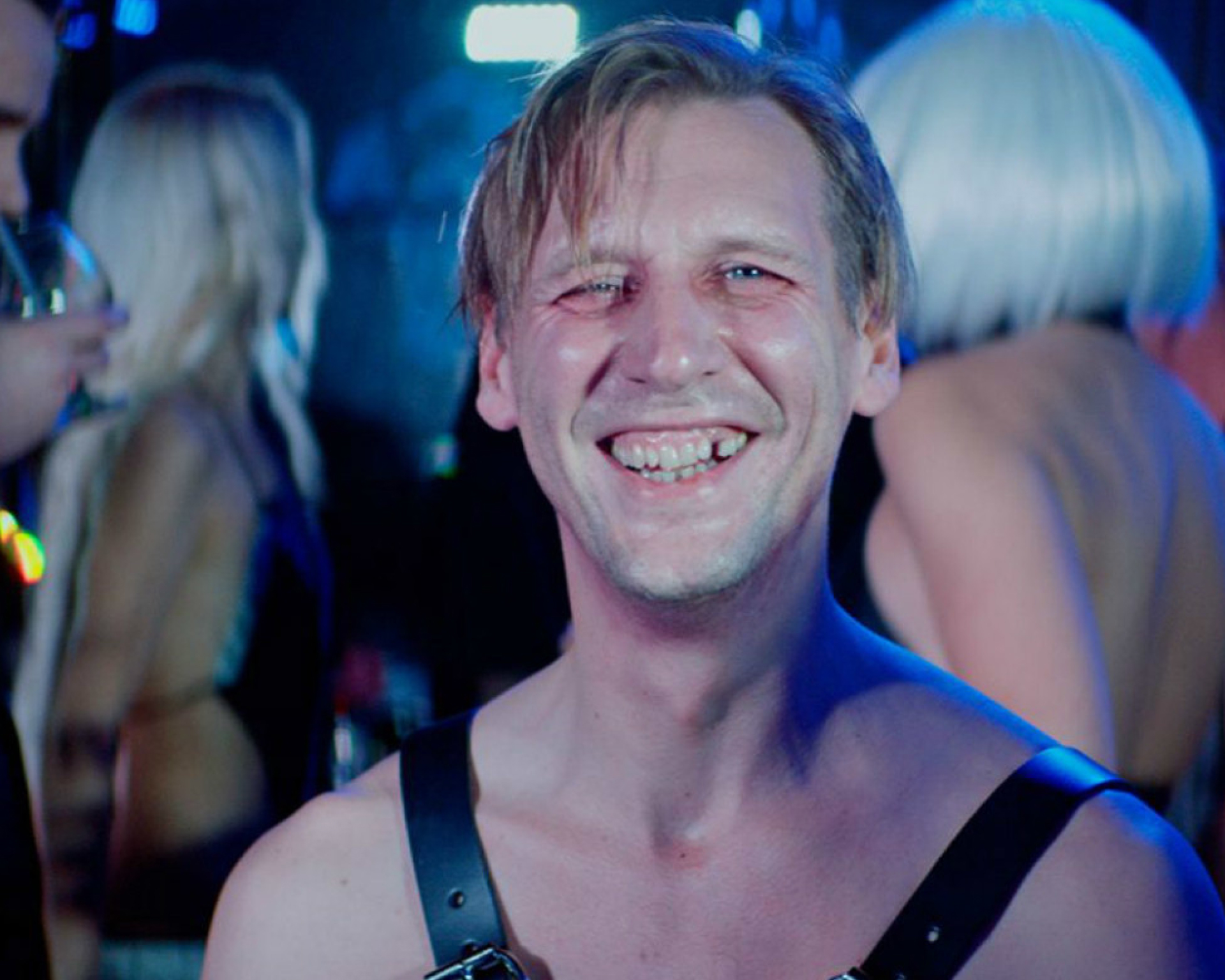 Dogs Don’t Wear Pants di Jukka-Pekka Valkeapää