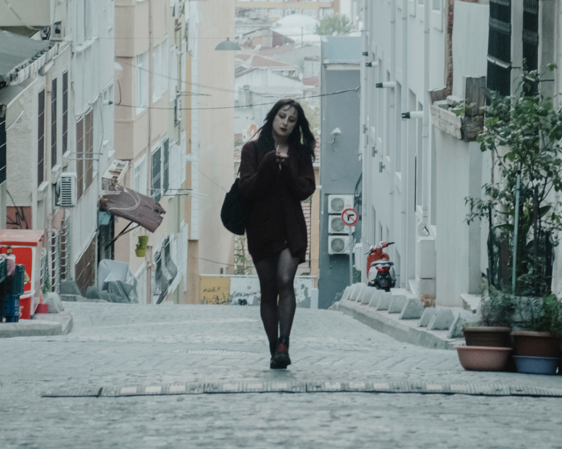 Crossing Istanbul di Levan Akin