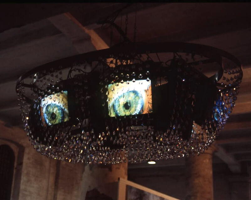 Pipilotti Rist, Sister of Elettricity, Aperto ’93 – Emergency/Emergenza, 45ª Biennale d’Arte di Venezia, 1993. Courtesy Mario Gorni e Careof Milano