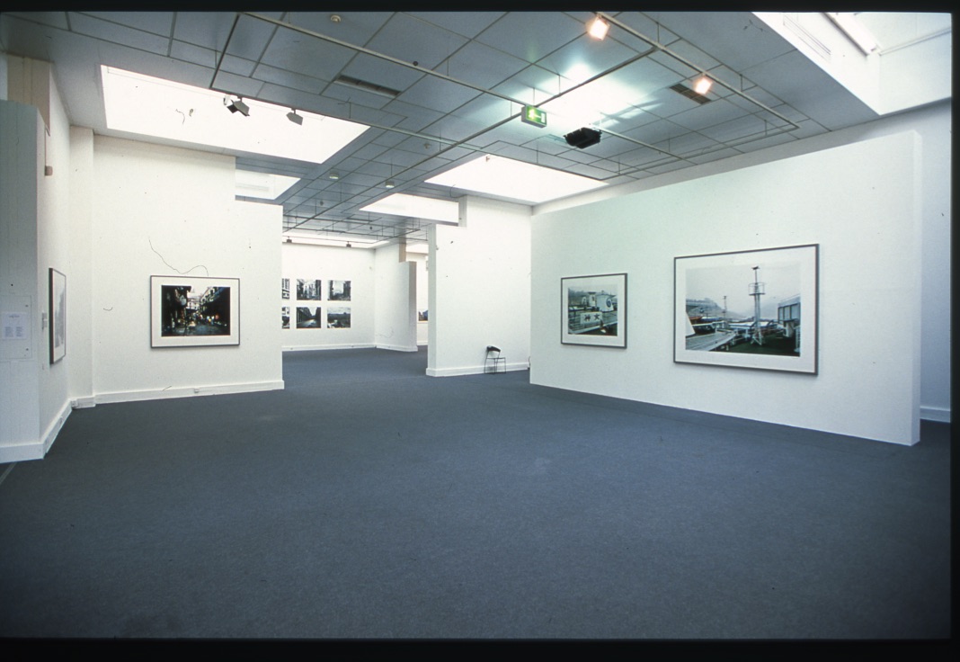 Instant City. Fotografia e metropoli, veduta dell'allestimento, 2001, 3