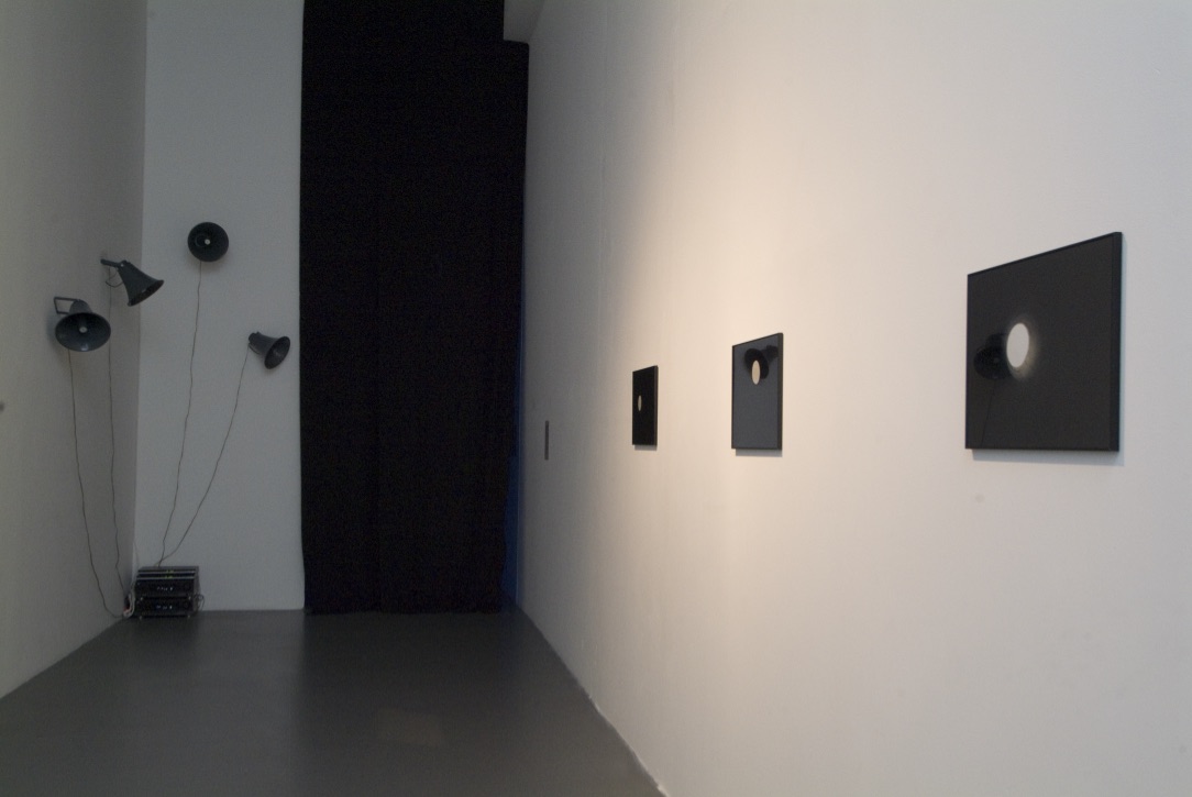 Nessuna paura. Arte dall'Italia dopo il 2000, fotografie di allestimento, 2007