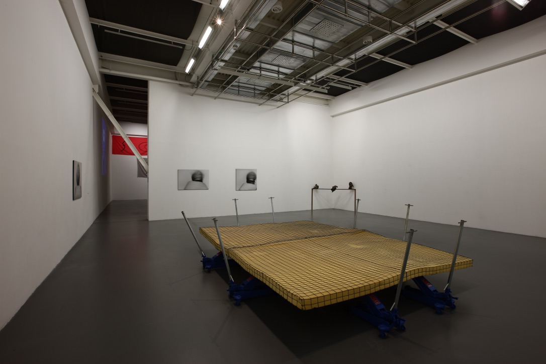 1988. Vent'anni prima, vent'anni dopo, fotografie di allestimento, 2008
