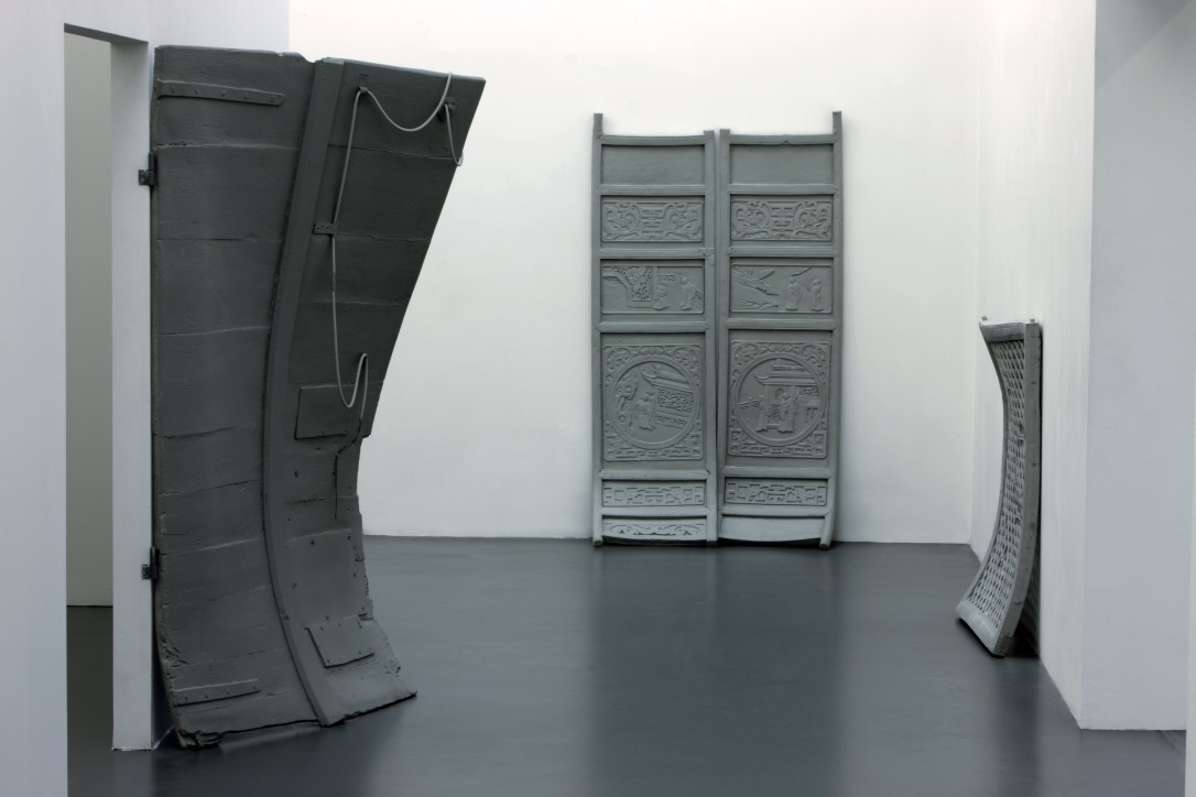 Loris Cecchini. Dotsandloops, fotografie di allestimento, 2009