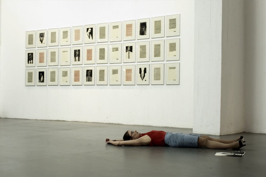 Marco Neri. Omissis, fotografia dell'allestimento e della performance della compagnia Motus, 2006