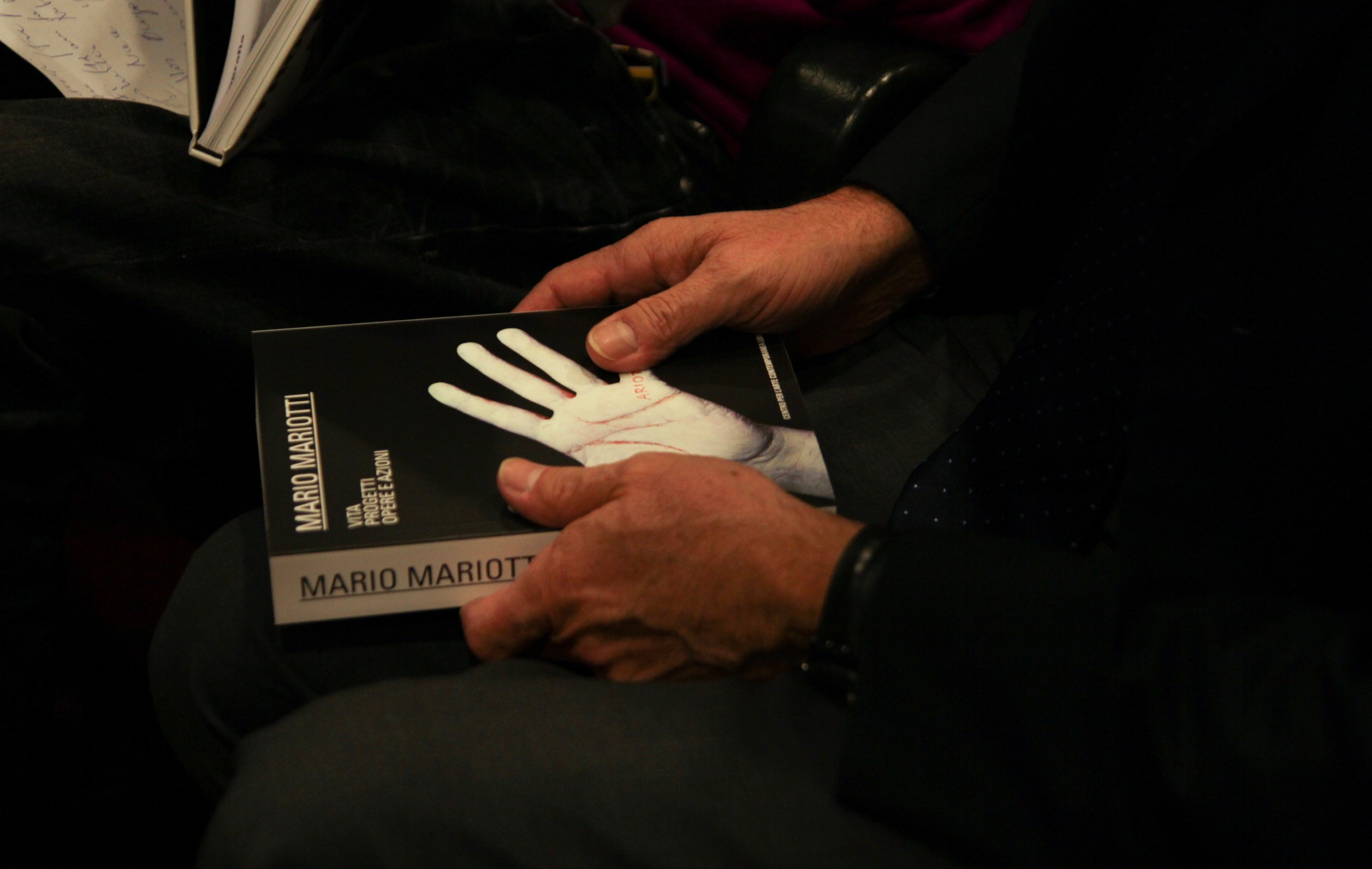 Mario Mariotti, fotografia dell'inaugurazione della mostra, 10 ottobre 2011