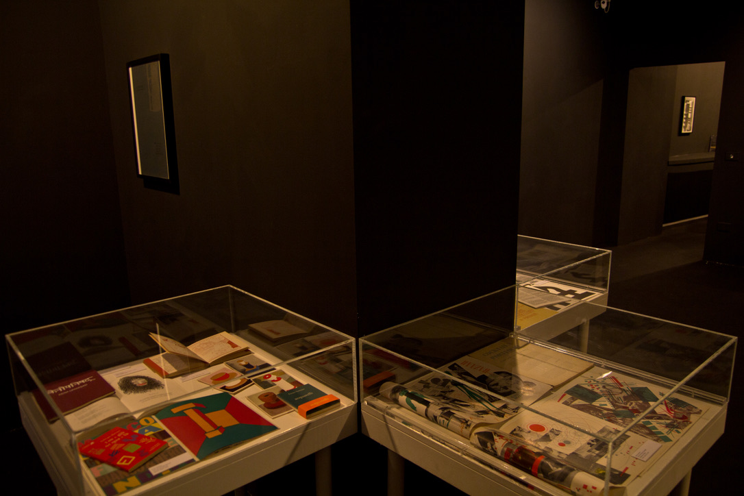 I libri di Ettore Sottsass, fotografia di allestimento, 2013