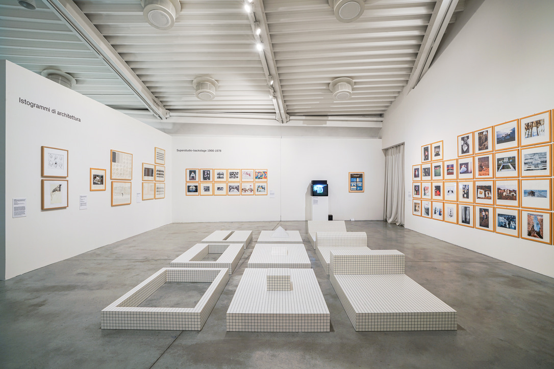 Spazio radicale, fotografia di allestimento, 2021