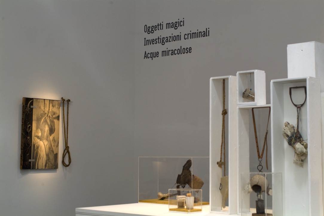 Daniel Spoerri, fotografia di allestimento, 2006