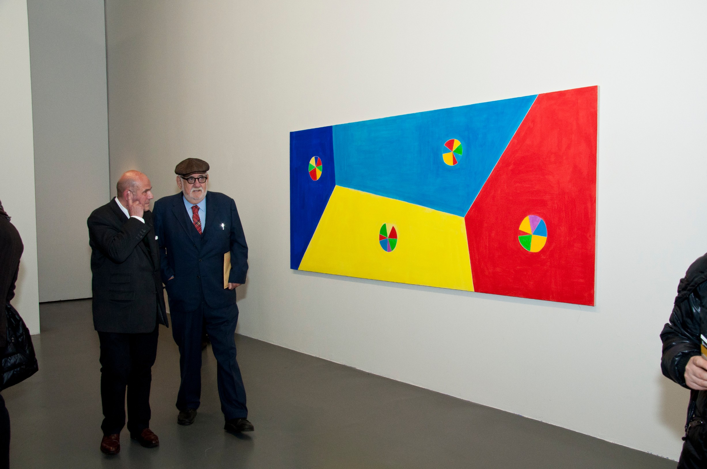 Nicola De Maria. I miei dipinti s'inchinano a Dio, fotografia di allestimento, 2011