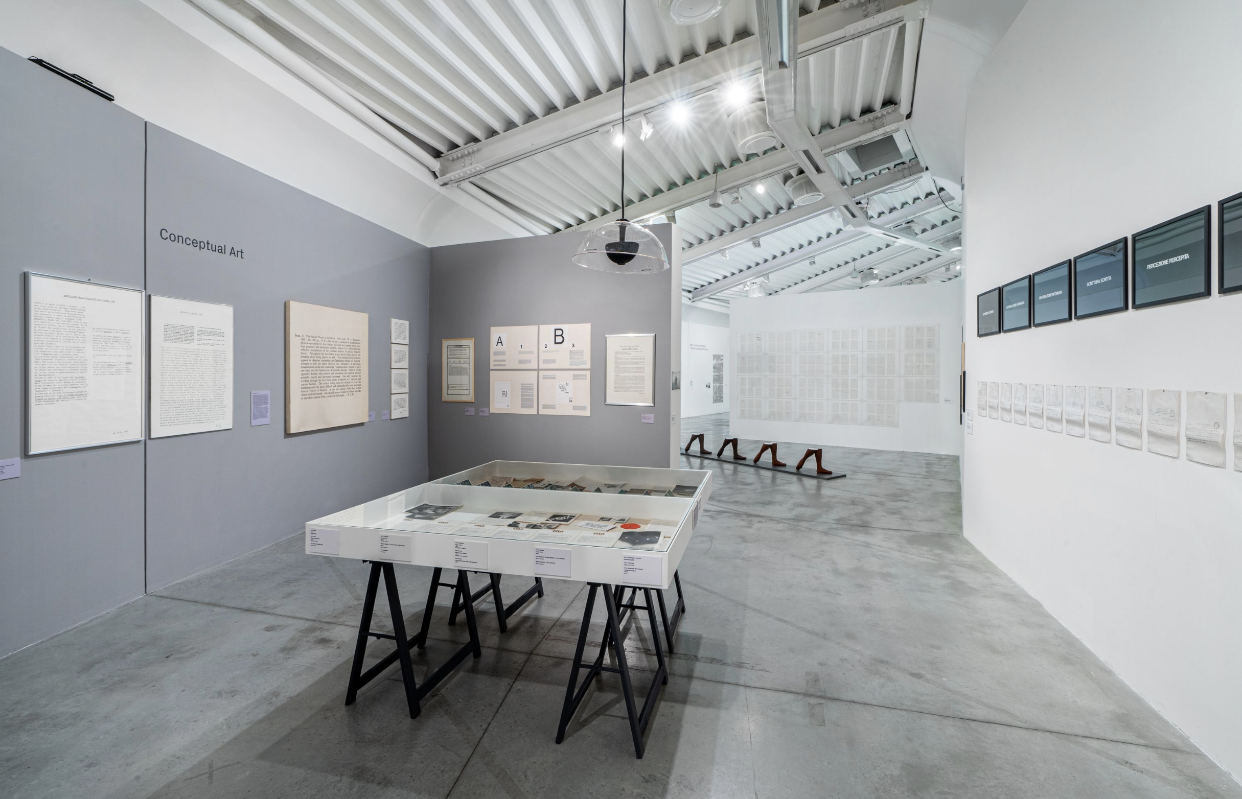 Schema 50. Una galleria fra le neo-avanguardie (1972-1994), fotografia di allestimento, 2022
