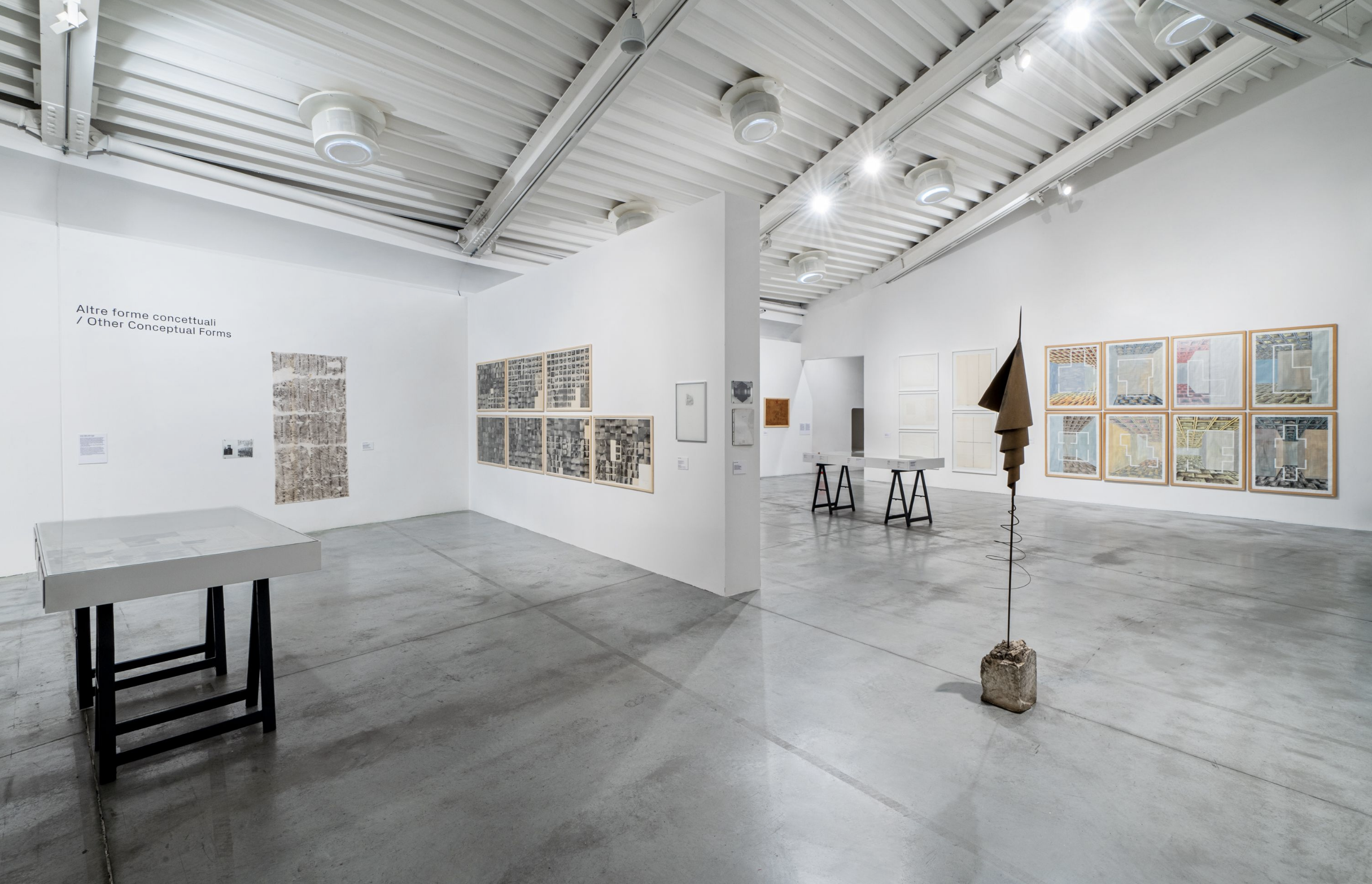 Schema 50. Una galleria fra le neo-avanguardie (1972-1994), fotografia di allestimento, 2022