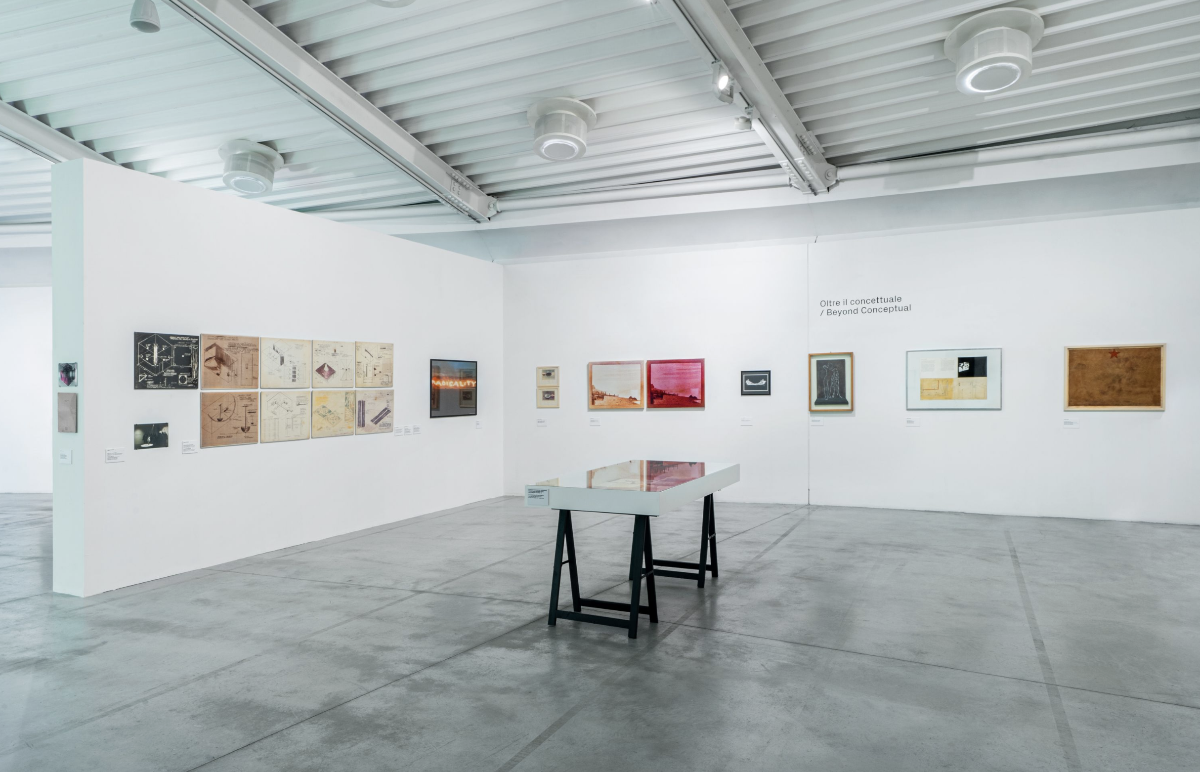Schema 50. Una galleria fra le neo-avanguardie (1972-1994), fotografia di allestimento, 2022